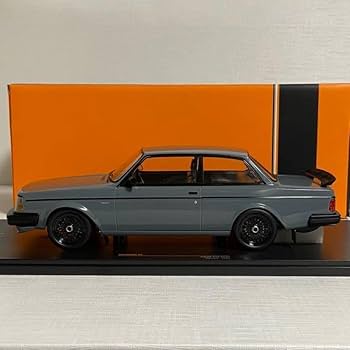 AUTOart Volvo (ボルボ) 240 Turbo 1/18 ミニカー AUTOart Volvo (ボルボ) 240 Turbo 1/18 ミニカー AUTOart 1/18